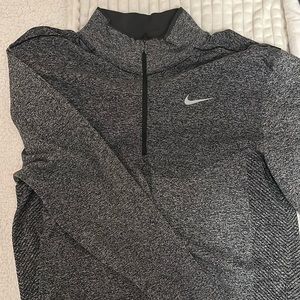 Nike Golf long sleeve 1/4 zip XL